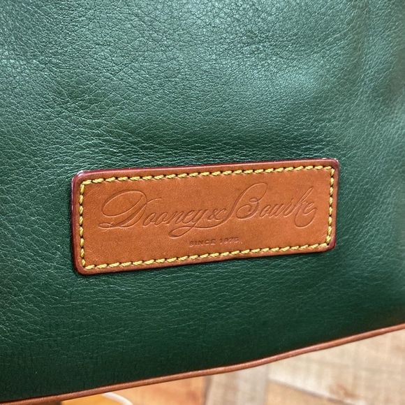 Dooney & Bourke Large Leather Tote Shoulder Bag - Picture 11 of 13